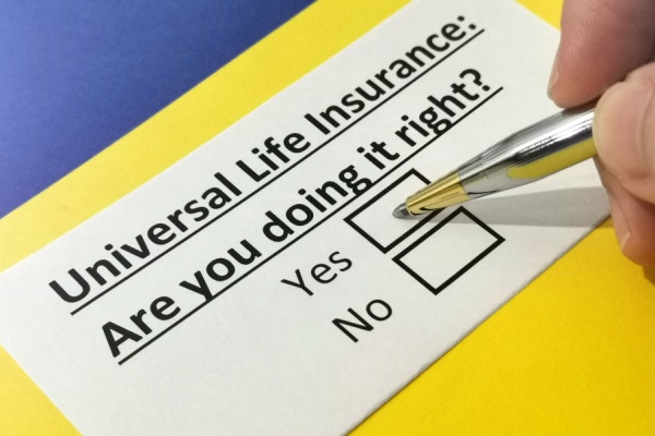 Universal Life Insurance or Whole Life Insurance - AdvInsCon.com